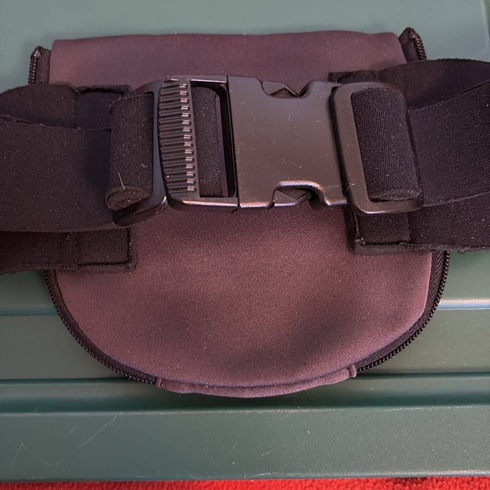 ~Panasonic~ Vintage CD Jogger Fanny Pack - Picture 3 of 5